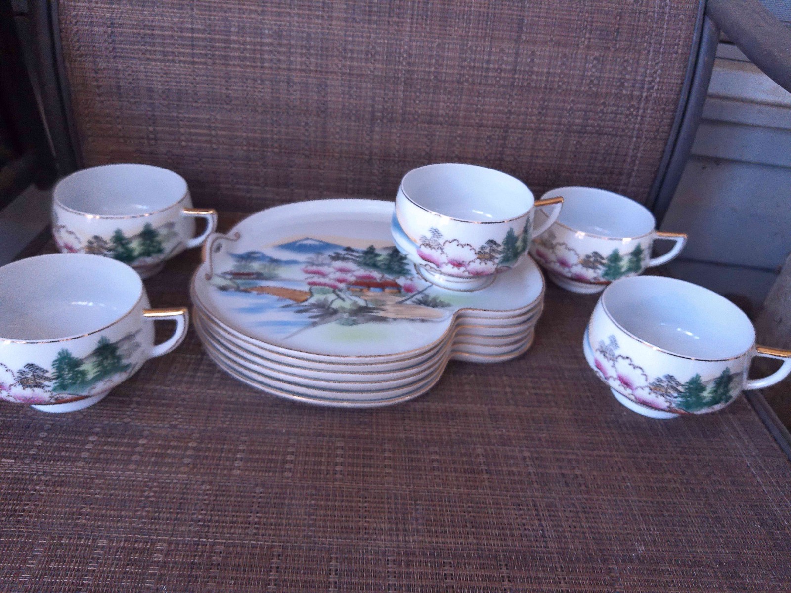 5 Hayasi Kutani Snack Trays & Eggshell Porcelain Teacups Pagoda & Mount Fugi