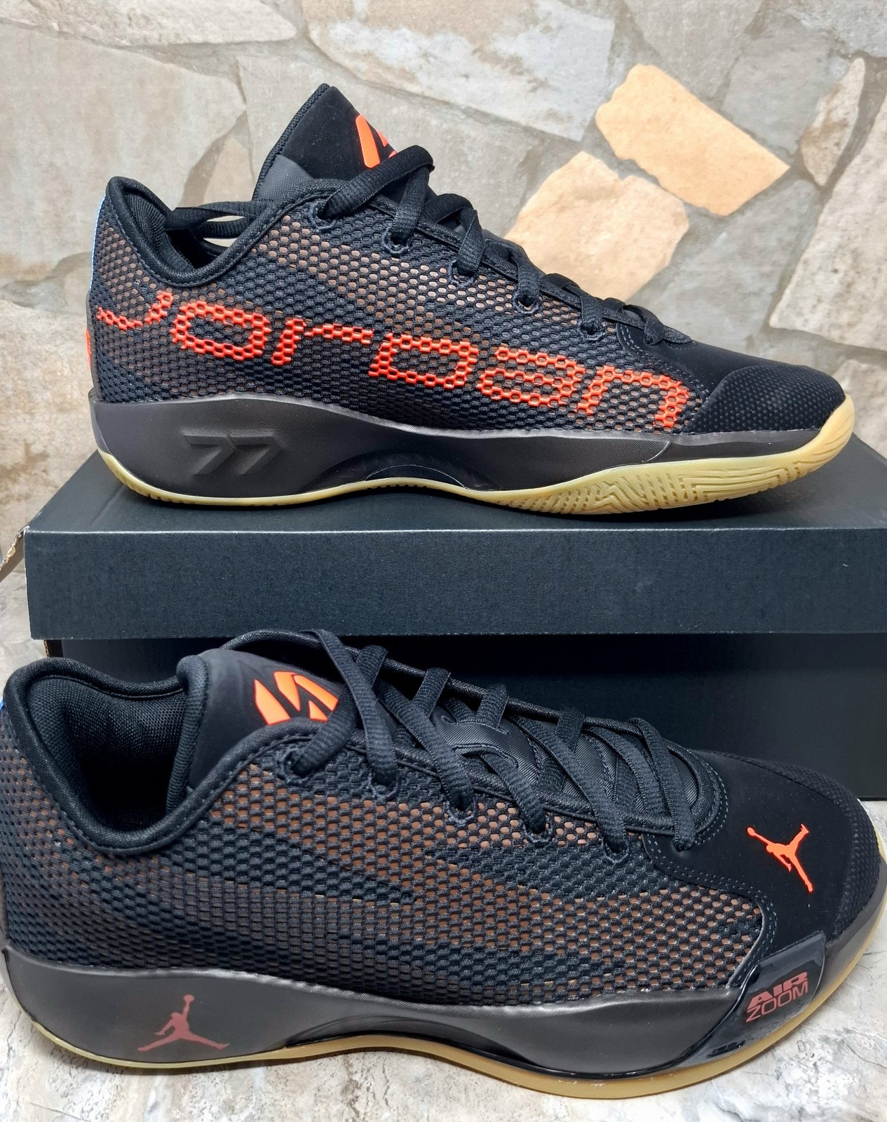 Nike Jordan Luka .77 Men\'s SIZE 11 NEW Basketball Shoes IF1610-103 Bloodline