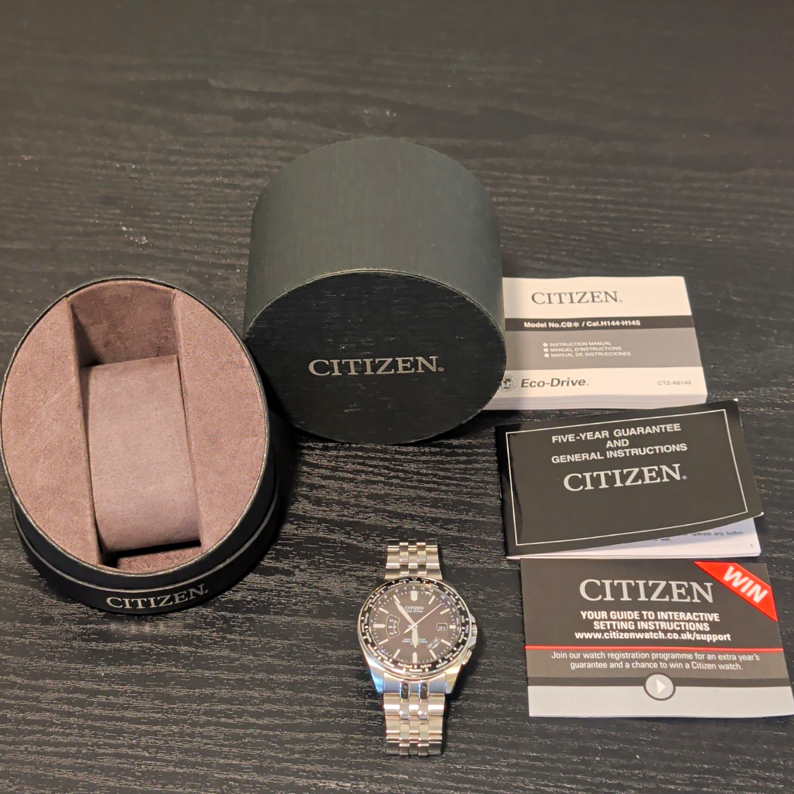 Citizen Eco-Drive CB0020-50E Citizen Eco-Drive CB0020-50E