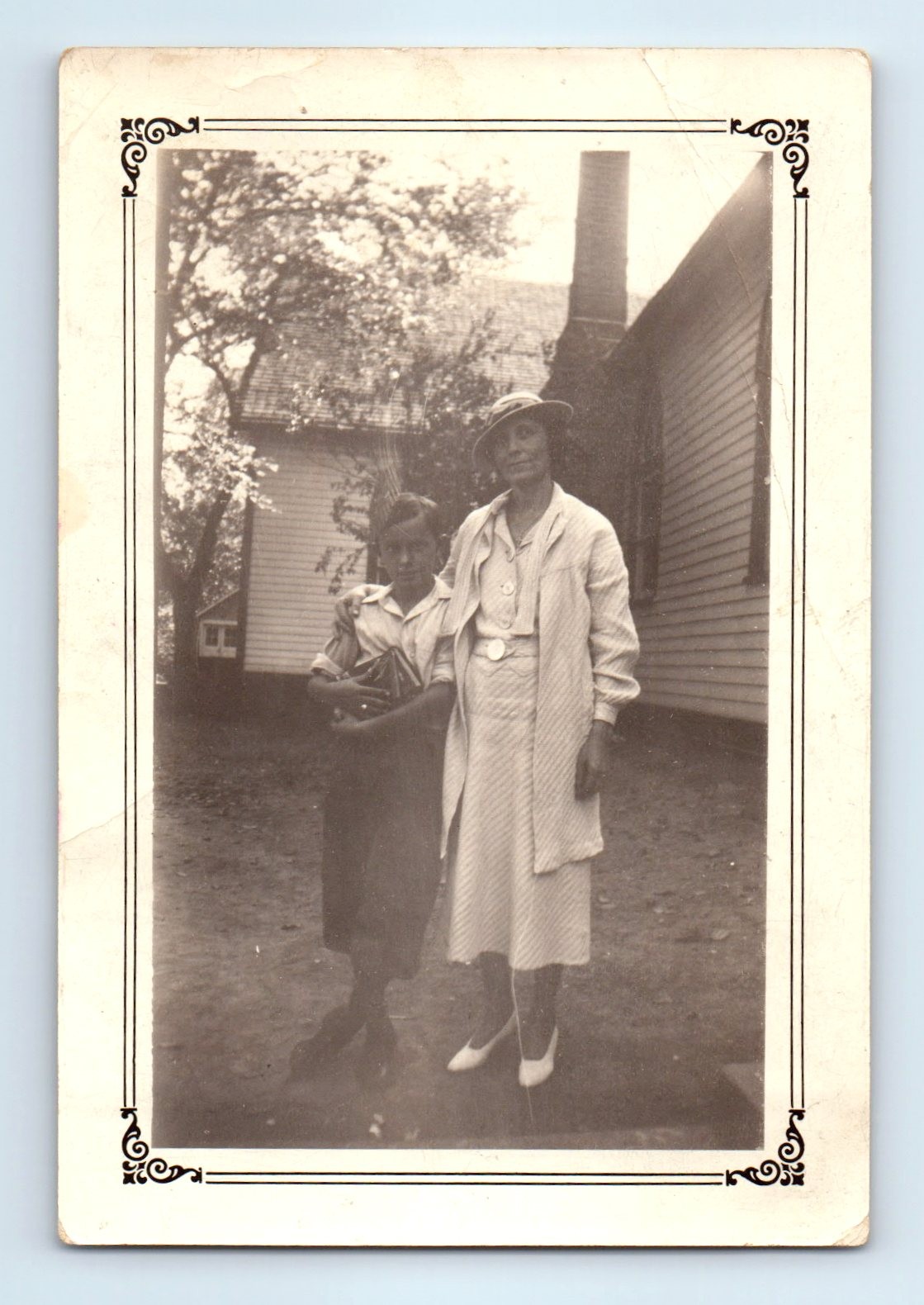 Old Vintage Photo WOMAN AND BOY OUTSIDE HOUSE DECORATIVE BORDER SNAPSHOT PIC