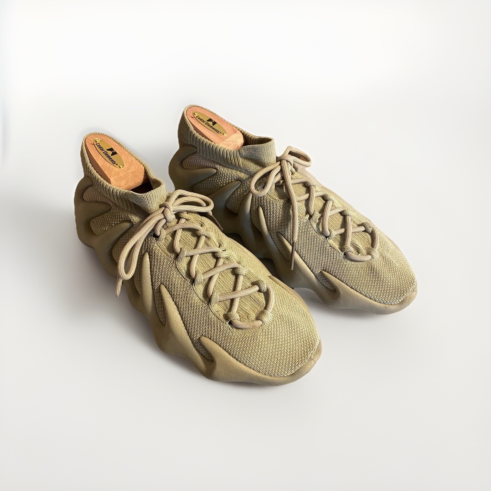 Size 11.5 - adidas Yeezy 450 ‘Stone Flax’ Primeknit Lace Up Beige Sneaker ID1623