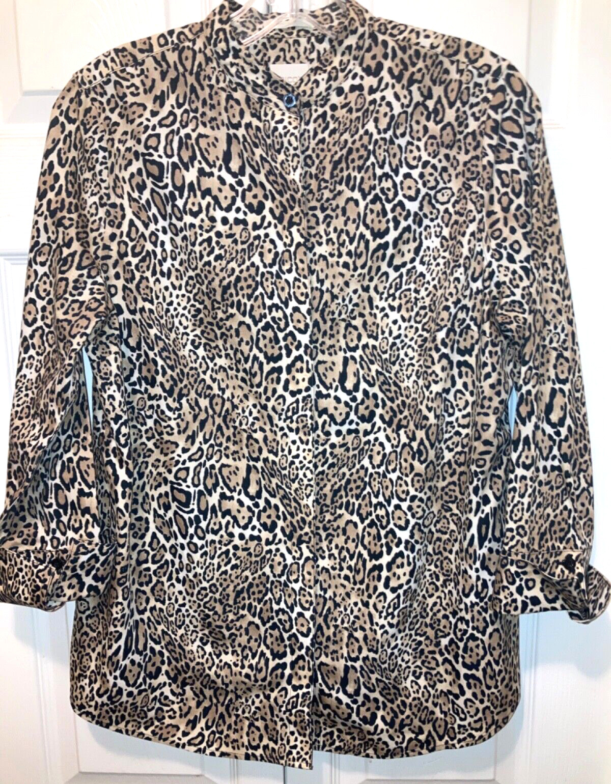 NEW Chicos Womans No Iron Animal Print Blouse Mandarin Collar Size 0P Or SP