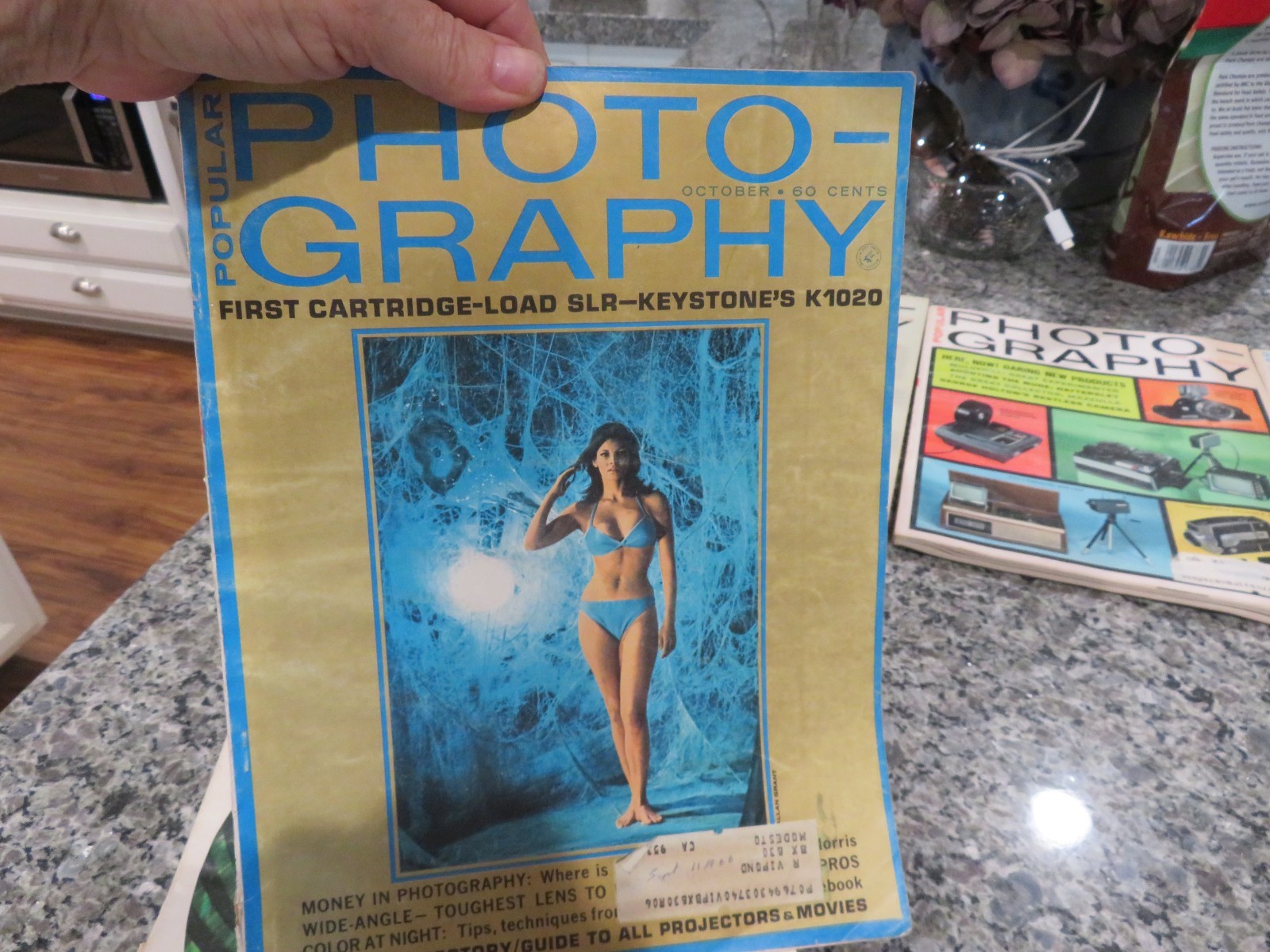 Lot of 6 Vintage 1960\'s & Older Popular Photography Magazine Amazing Graphics