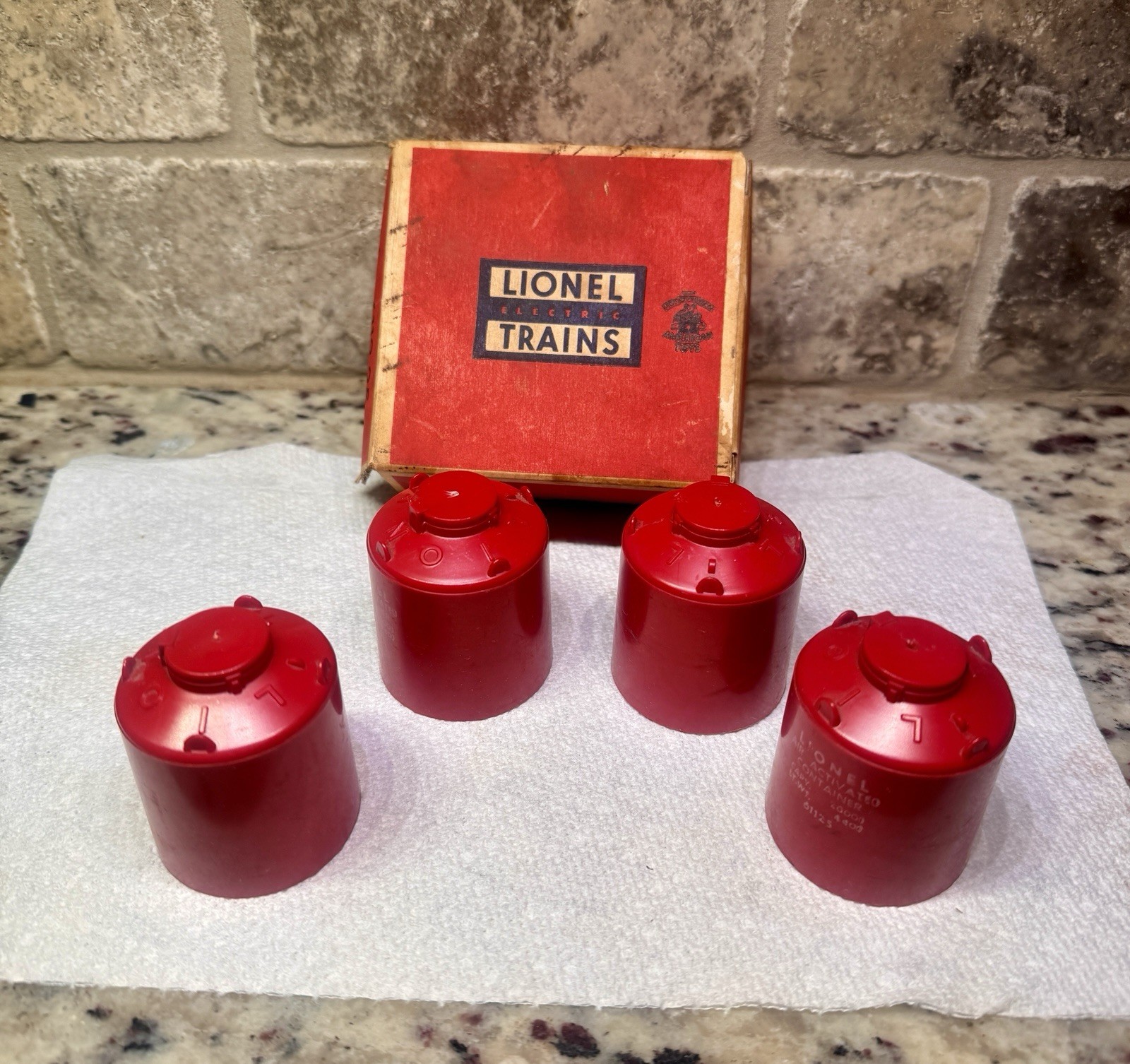 Vintage Lionel Trains Canister Set 6112-25 with Box