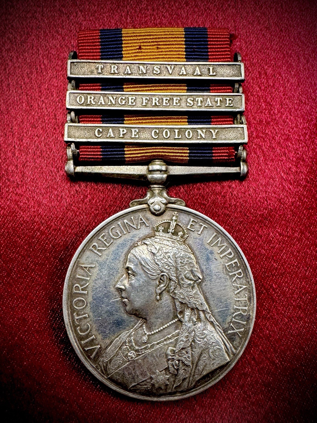 BRITISH BOER WAR 3 BAR QUEENS SOUTH AFRICA MEDAL GNR ROYAL ARTILLERY BRITISH BOER WAR 3 BAR QUEENS SOUTH AFRICA MEDAL GNR ROYAL ARTILLERY