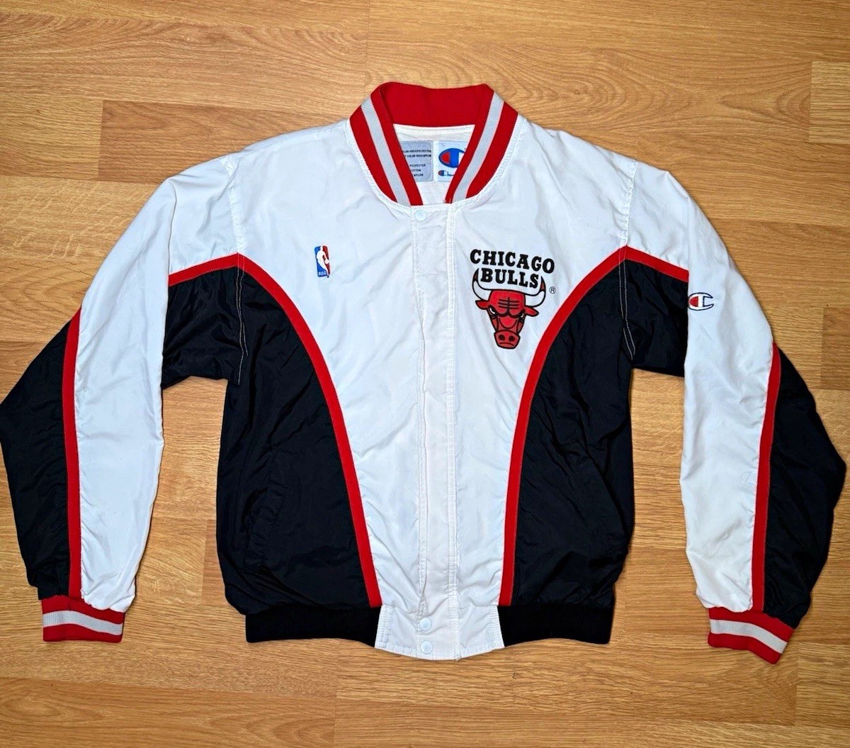 Champion Chicago Bulls NBA Snap Front Jacket White Black Red Men\'s Size M