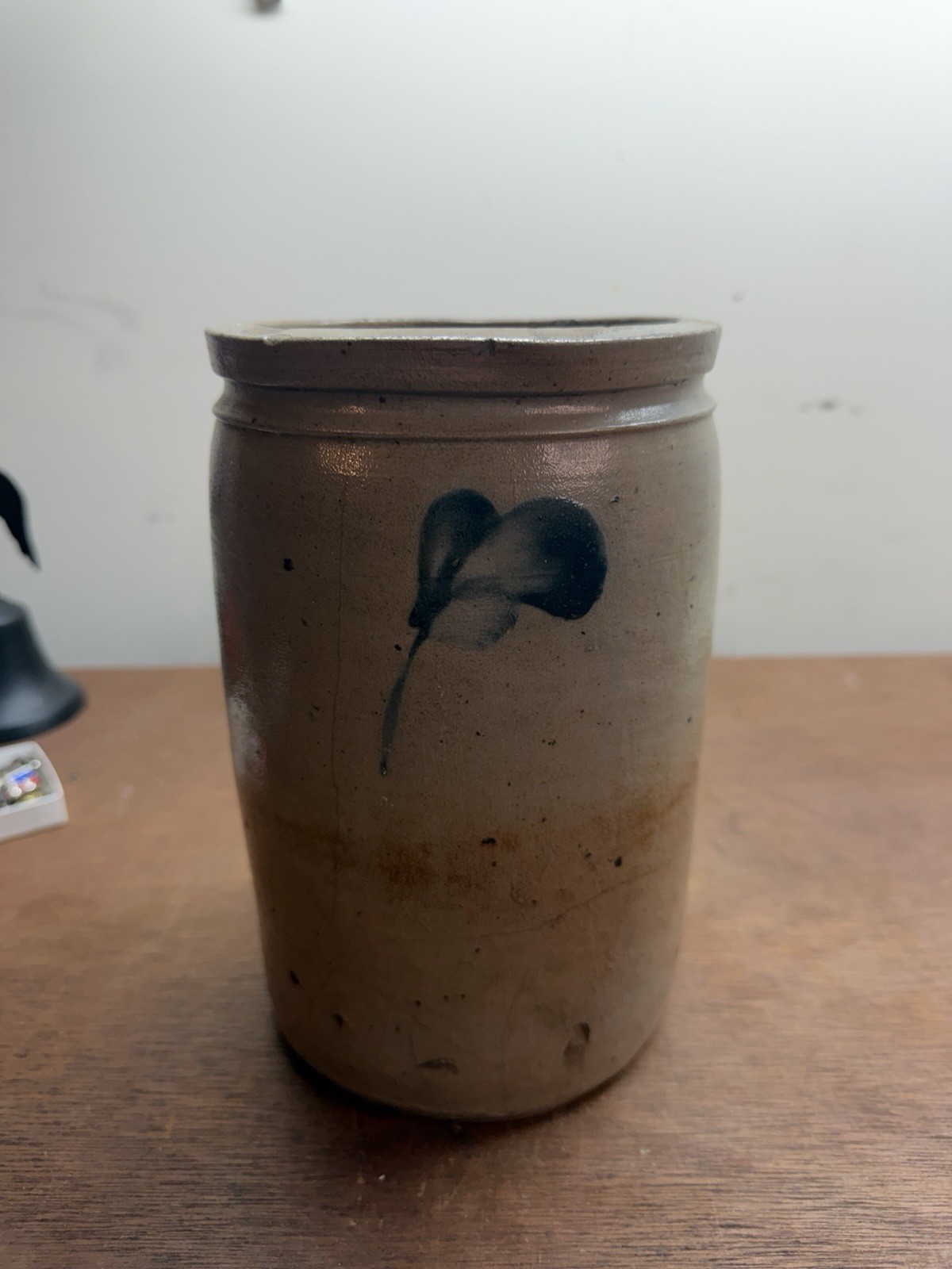 19th C. salt glazed stoneware crock cobalt blue flowers