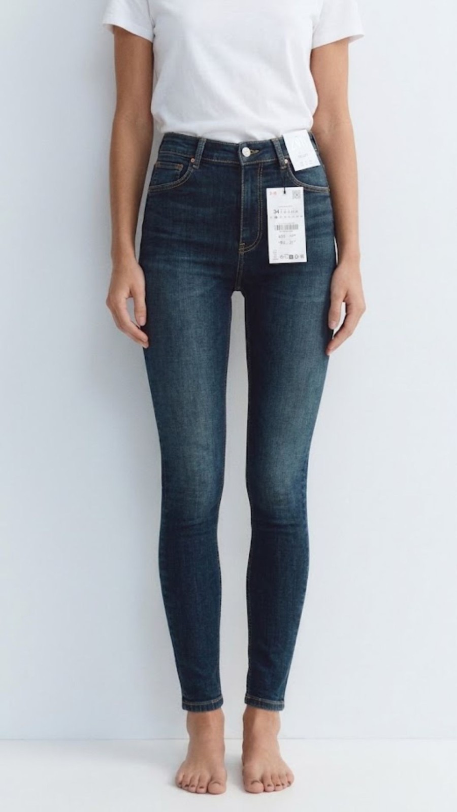 NWT Size: 2 - Zara Sculpt High-Rise Skinny Jeans NWT Size: 2 - Zara Sculpt High-Rise Skinny Jeans