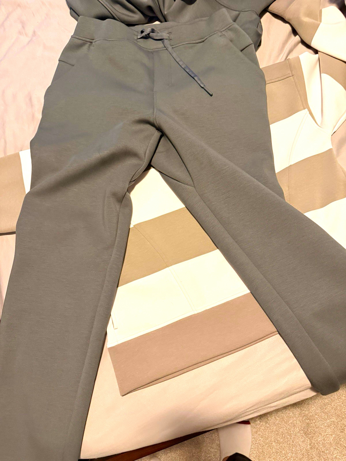 Lululemon Men’s M Gray 2pc Sweatsuit Set Hooded Hoodie & Drawstring Pants