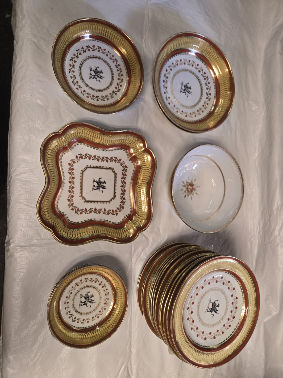 Rare Chamberlain\'s Worcester Armorial Plate Bowl& Saucer, c.1805 - Griffin Crest