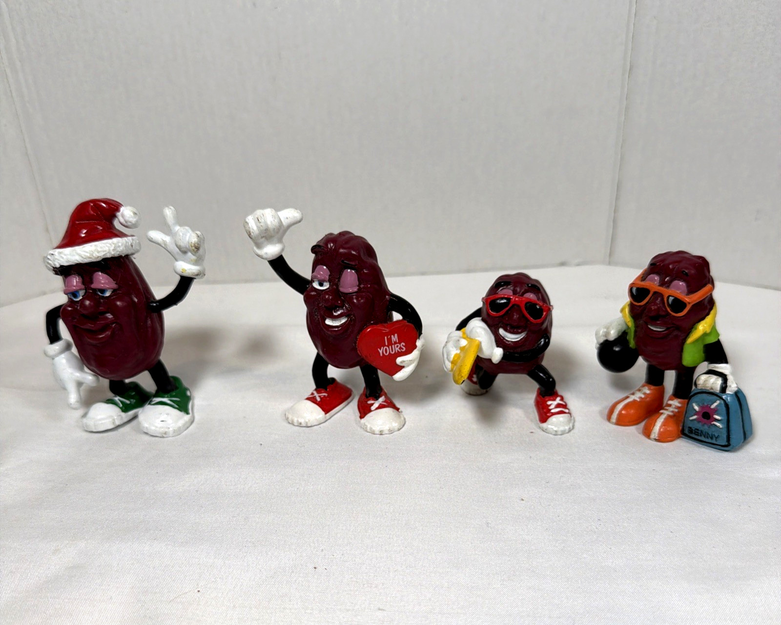 Vintage California Raisins PVC Figure Lot Holiday Vacation Sunglasses Applause