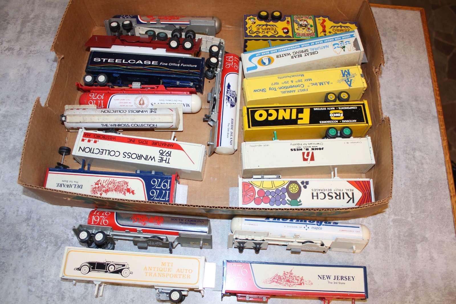 LOT OF VINTAGE WINROSS TRAILERS FOR PARTS LOT OF VINTAGE WINROSS TRAILERS FOR PARTS