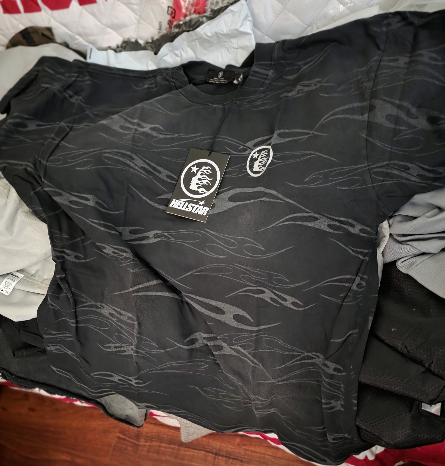 Hellstar Tribal CAMO T-shirt . Sz XL. New Hellstar Tribal CAMO T-shirt . Sz XL. New