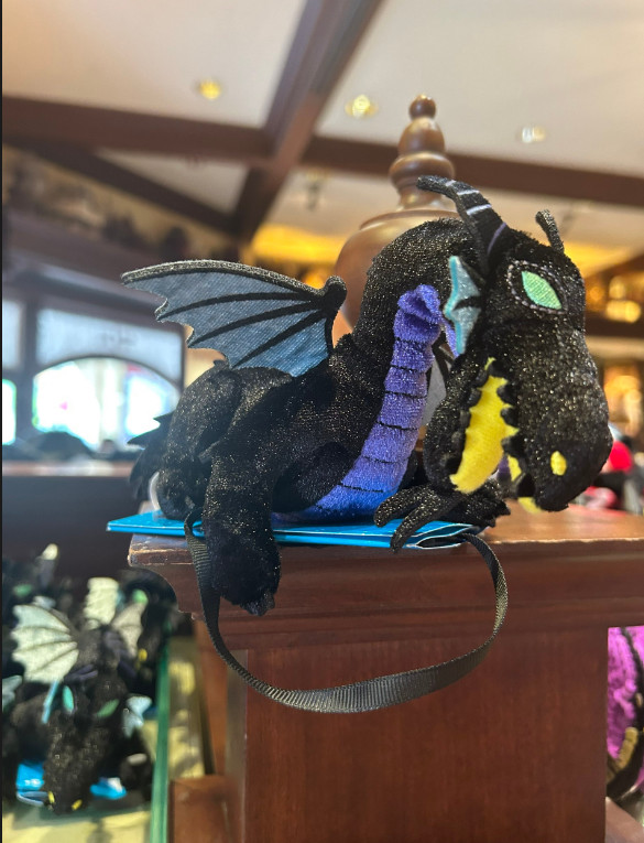 2026 Authentic HongKong Disney Maleficent Dragon Plush Magnetic Shoulder Pal New 2026 Authentic HongKong Disney Maleficent Dragon Plush Magnetic Shoulder Pal New