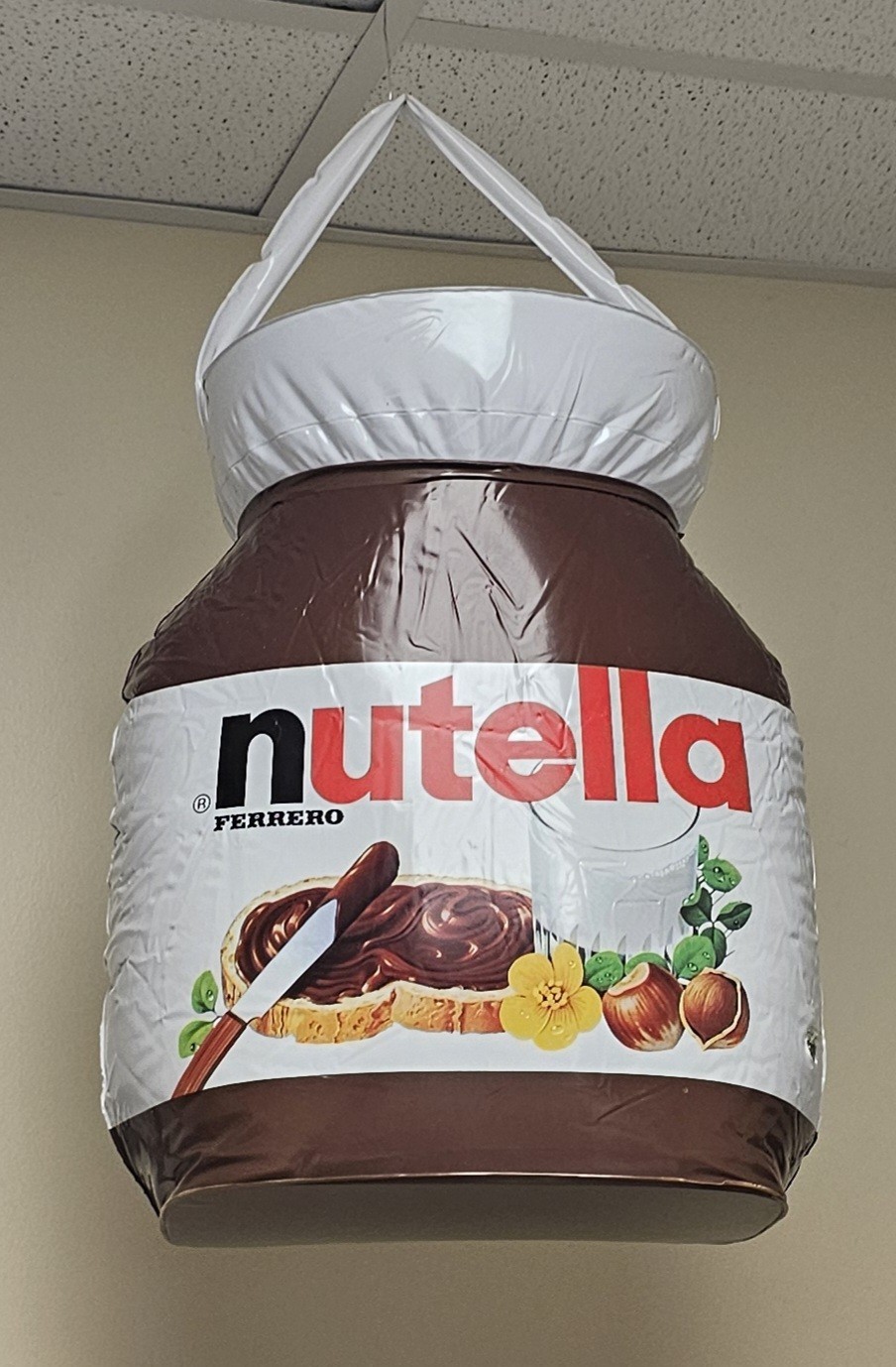 GIANT Inflatable Nutella Hazelnut Spread Jar PROMOTIONAL Display Ferrero GIANT Inflatable Nutella Hazelnut Spread Jar PROMOTIONAL Display Ferrero