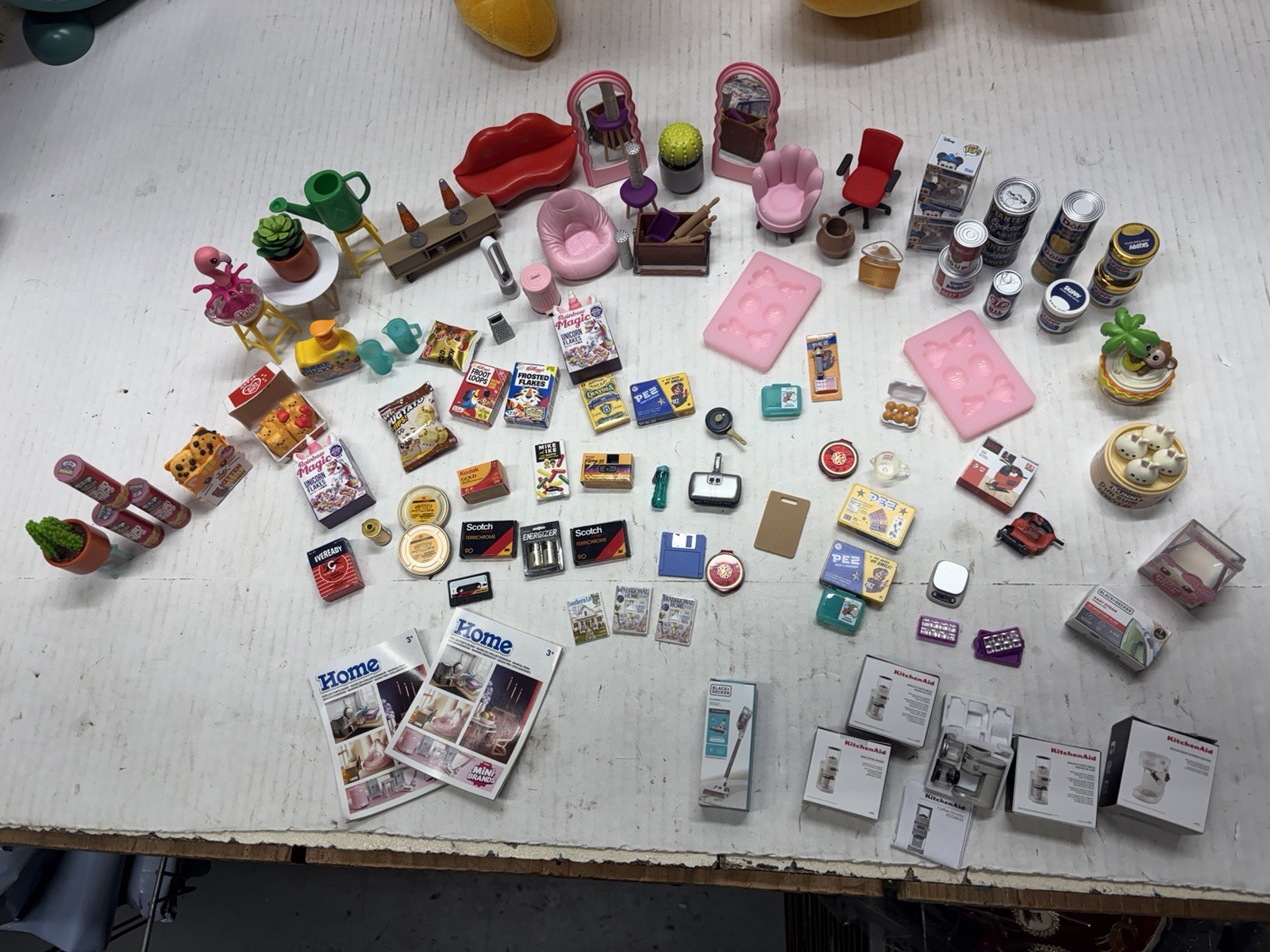 Zuru Mini Brands 100 Pieces Furniture Foods Disney Kitchen Aid Home EUC