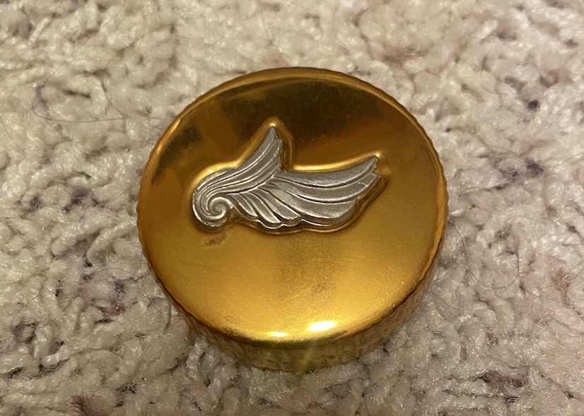Antique Bourjois Evening In Paris Gold Rouge Compact Winged Emblem Rouge In Tact