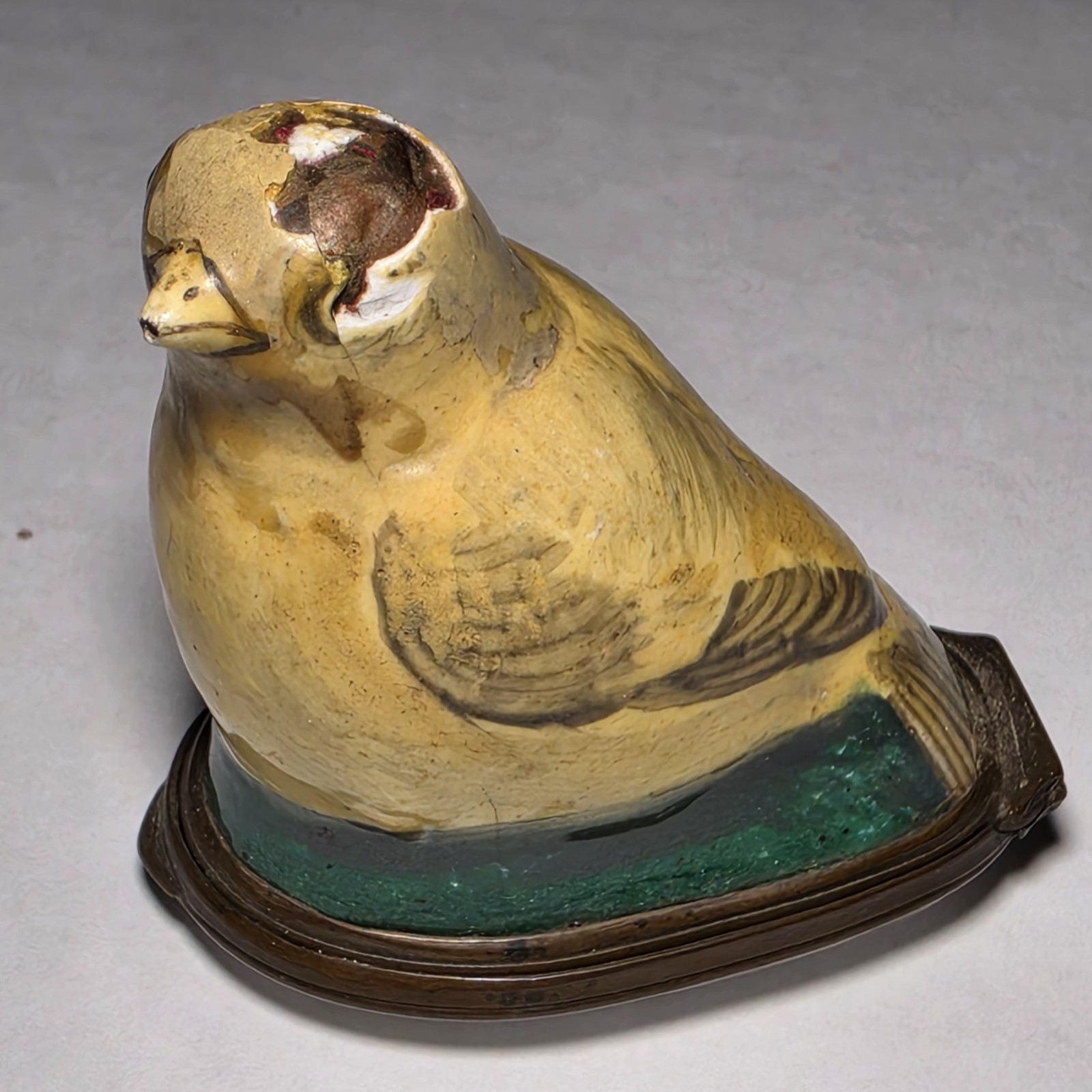 Antique 18thC Bilston Enamel Bird Box Hand Painted Floral Base Bonbonniere Antique 18thC Bilston Enamel Bird Box Hand Painted Floral Base Bonbonniere