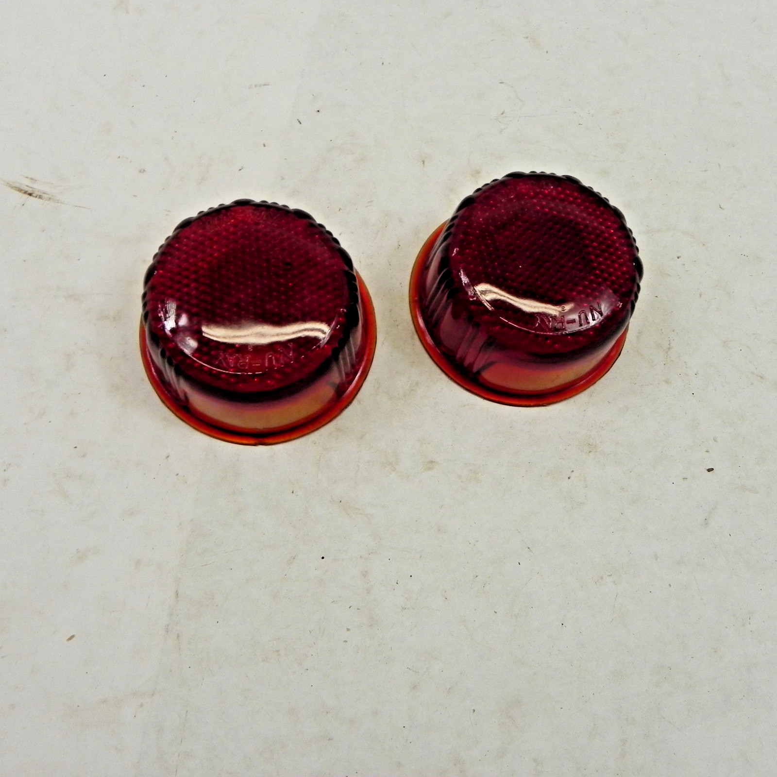 VTG NOS PAIR NU-RAY TRAILER MOTORCYCLE TAIL LIGHT LICENSE LIGHT LENSES 4-1/8 OD VTG NOS PAIR NU-RAY TRAILER MOTORCYCLE TAIL LIGHT LICENSE LIGHT LENSES 4-1/8 OD