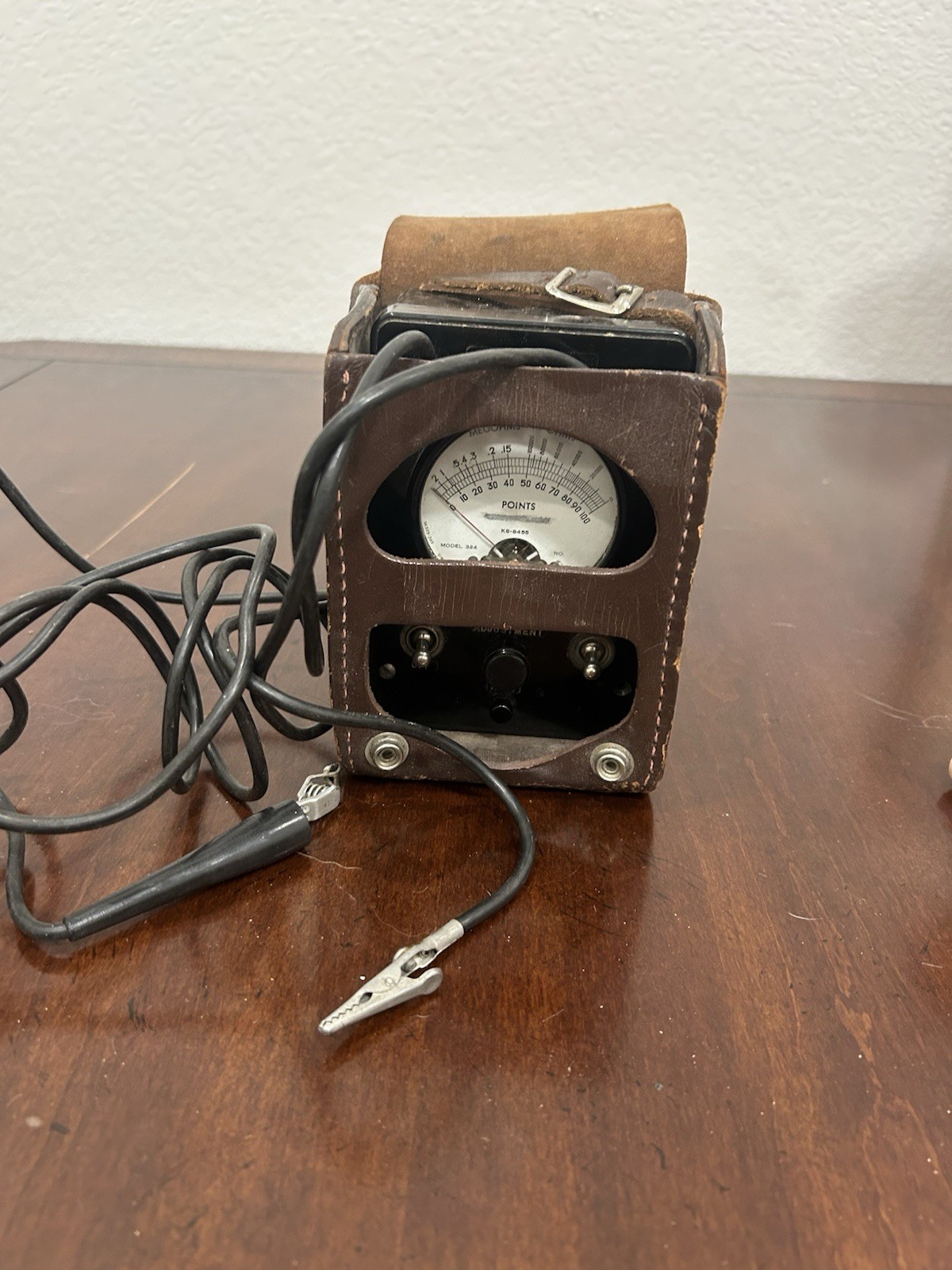 Bell System KS-8455 Model 324 Megohmmeter w/ Test Leads & Leather Case WORKING
