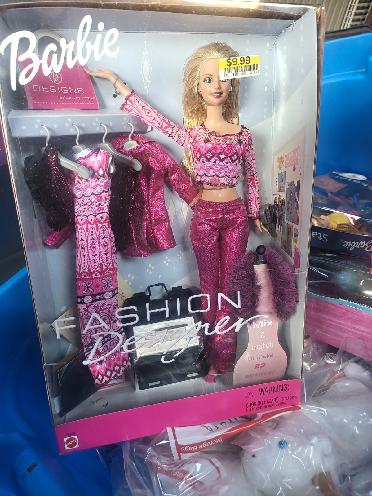 Barbie Fashion Designer 11.5in Doll Set w/ Outfits & Accessories 7pc NIB Barbie Fashion Designer 11.5in Doll Set w/ Outfits & Accessories 7pc NIB