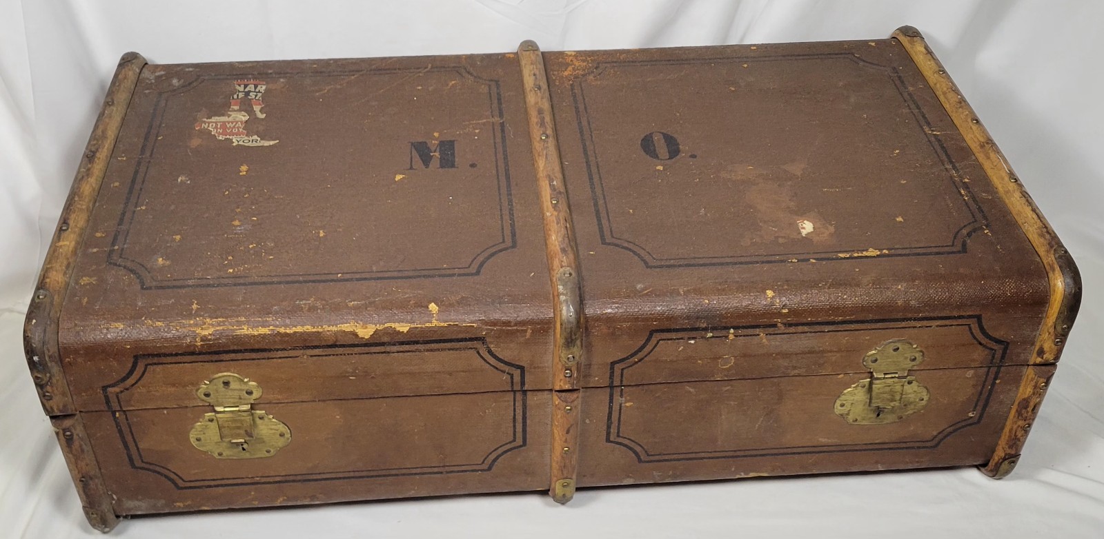 1920s Antique Steamer Trunk Leather Wood Metal 41\