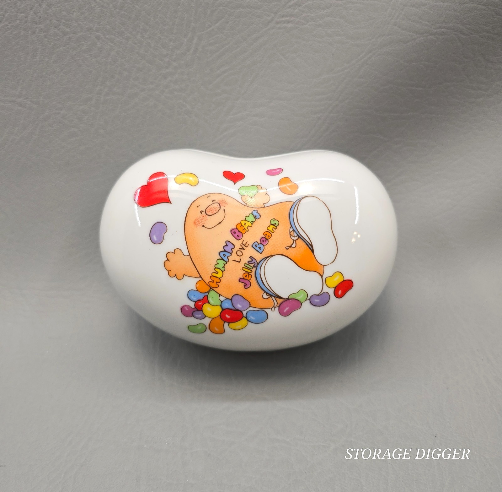 Vintage Rare Enesco 1981 Human Bean Love Jelly Beans Trinket Box Ceramic Candy