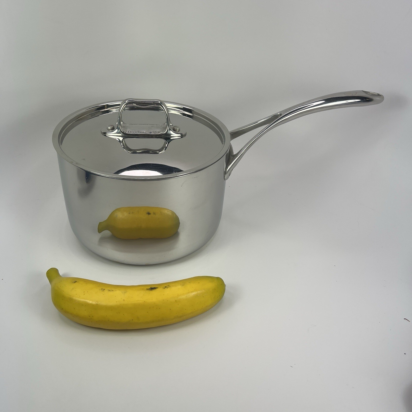 Le Gourmet  Chef 3 QT Sauce Pan With Lid