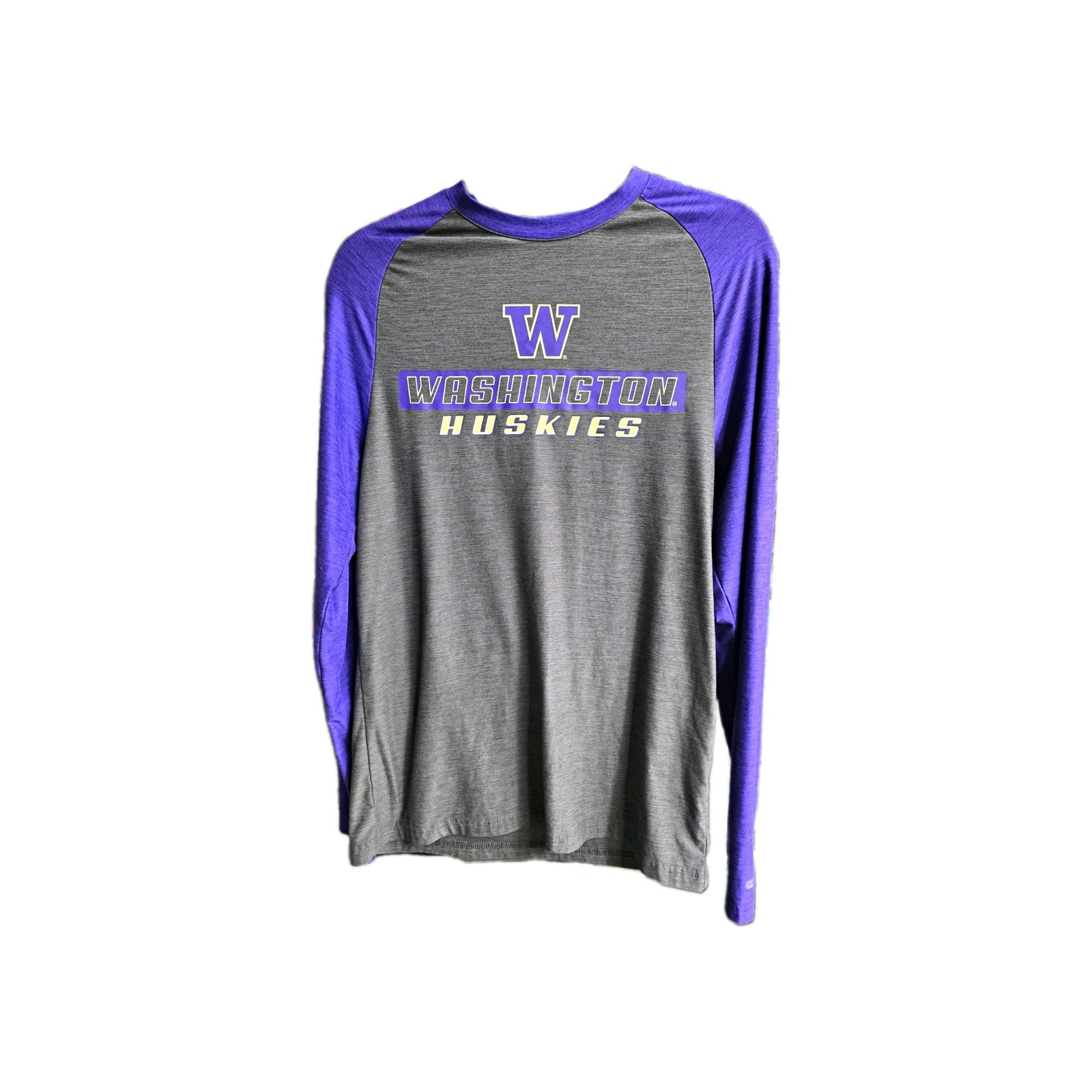 Colosseum Men\'s Washington Huskies Long Sleeve Shirt, Gray/Purple