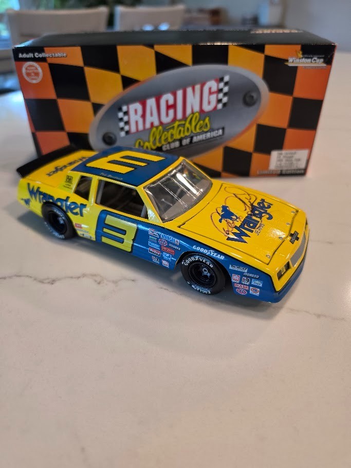 *AUTOGRAPHED* 1984 Dale Earnhardt Sr #3 Wrangler NASCAR Diecast 1:24
