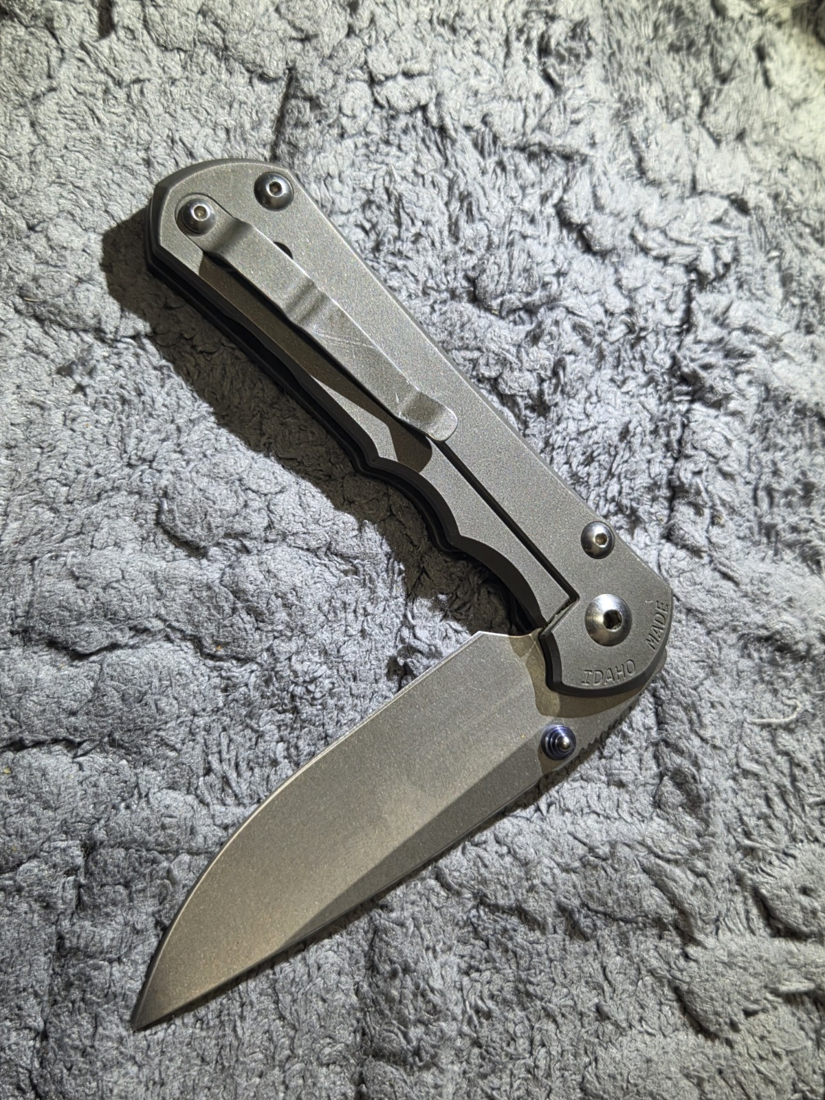 Chris Reeve Inkosi Gray Titanium Handle Frame Lock Plain Drop Point Pocketknife