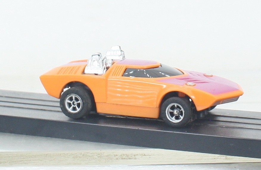 Aurora AFX 1754 Too Much Orange Purple Runs Great