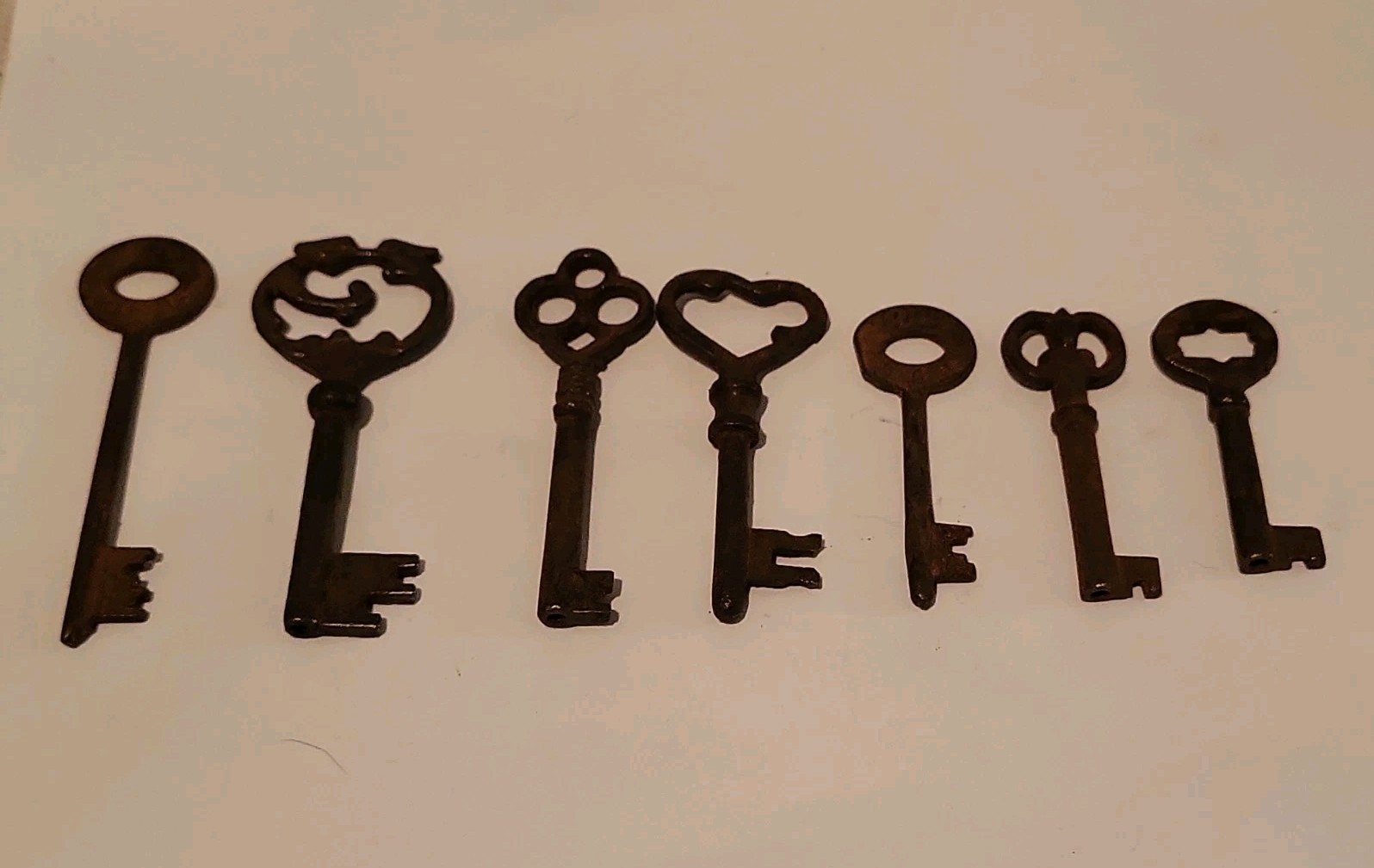 Lot 7 Antique Style 19th Century Iron Skeleton Keys Vintage Reproduction 2\