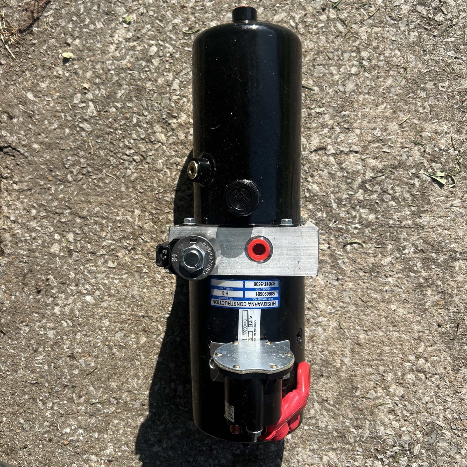 HUSQVARNA 588690601 HYDRAULIC PUMP ELECTRIC LIFT 12V DC Slight Damage