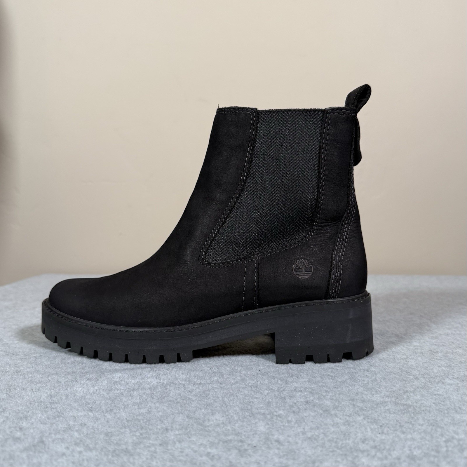 Timberland Boots Womens 9 Courmayeur Valley Black Nubuck Chelsea Lug Sole A1J66
