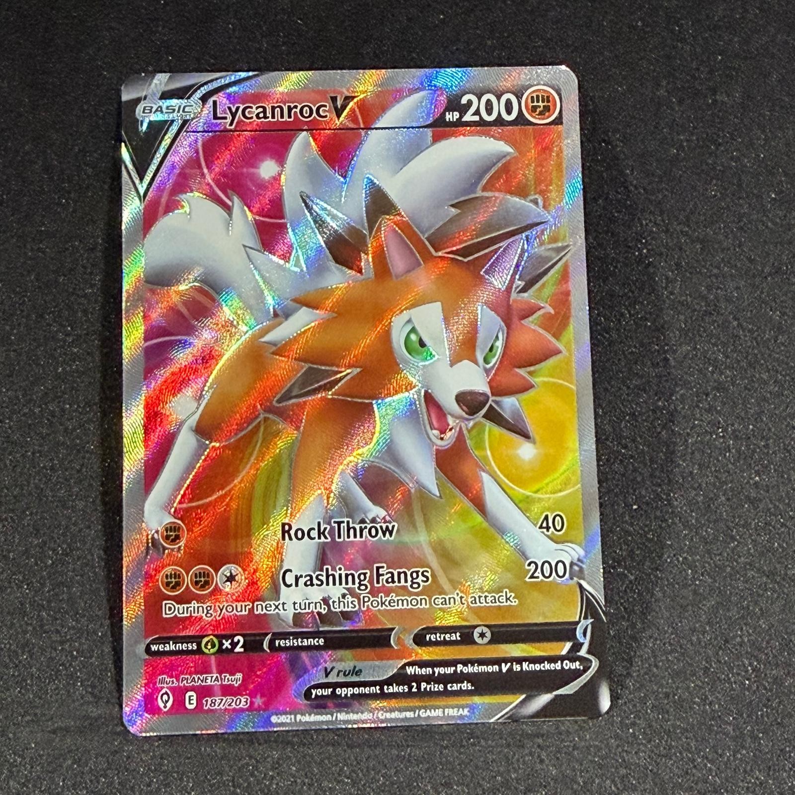 LYCANROC V 187/203 Ultra Rare Evolving Skies Pokemon Holo NM/M NM/M