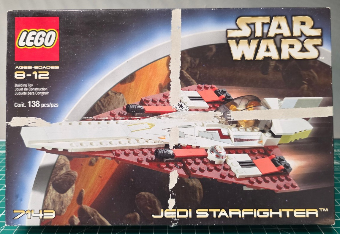 Vtg 2002 Lego Star Wars Jedi Starfighter #7143 Retired - Brand New - Box Damage Vtg 2002 Lego Star Wars Jedi Starfighter #7143 Retired - Brand New - Box Damage