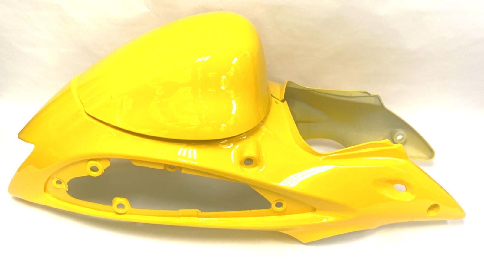 08 18 Suzuki GSX1300R Hayabusa Rear Taillight Fairing Cover Panel 47311-15H 08 18 Suzuki GSX1300R Hayabusa Rear Taillight Fairing Cover Panel 47311-15H
