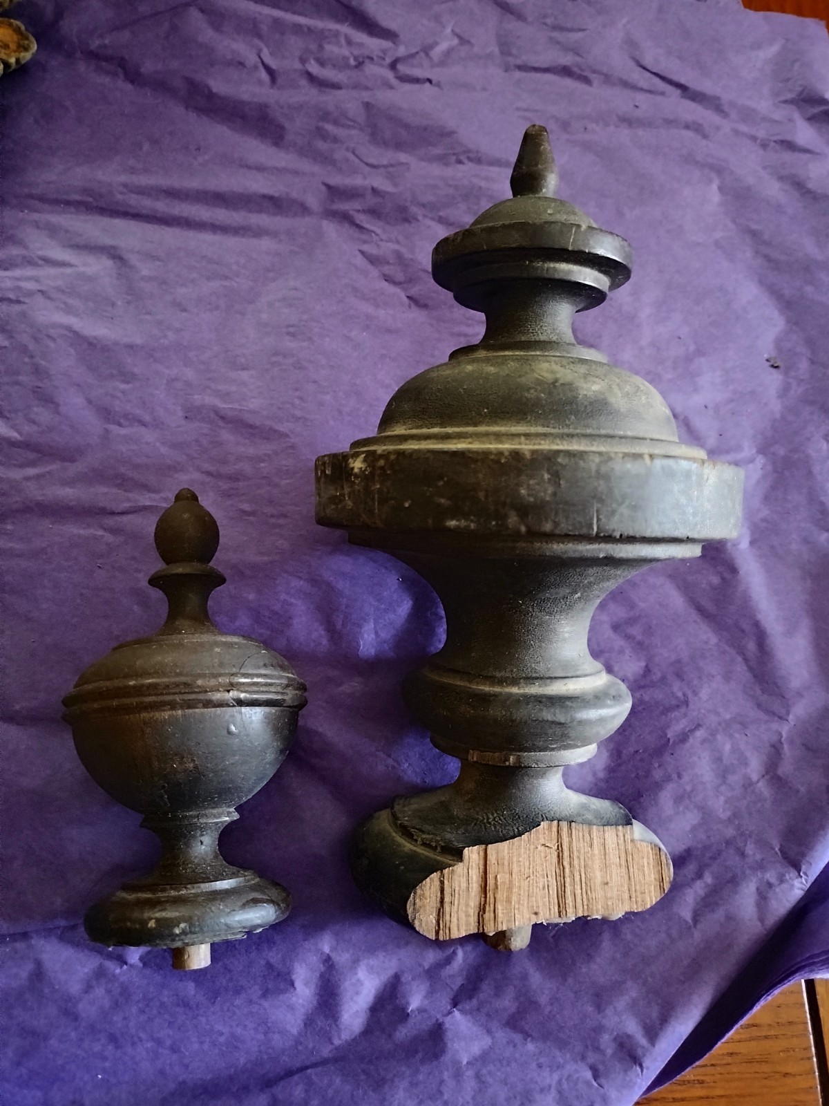 Antique Vintage Wood Trim Victorian Newel Post Chair Dresser Railing Finials