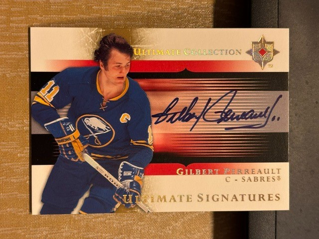 05-06 Ultimate Collection Gilbert Perreault Signatures Auto Sabres SP US-GP