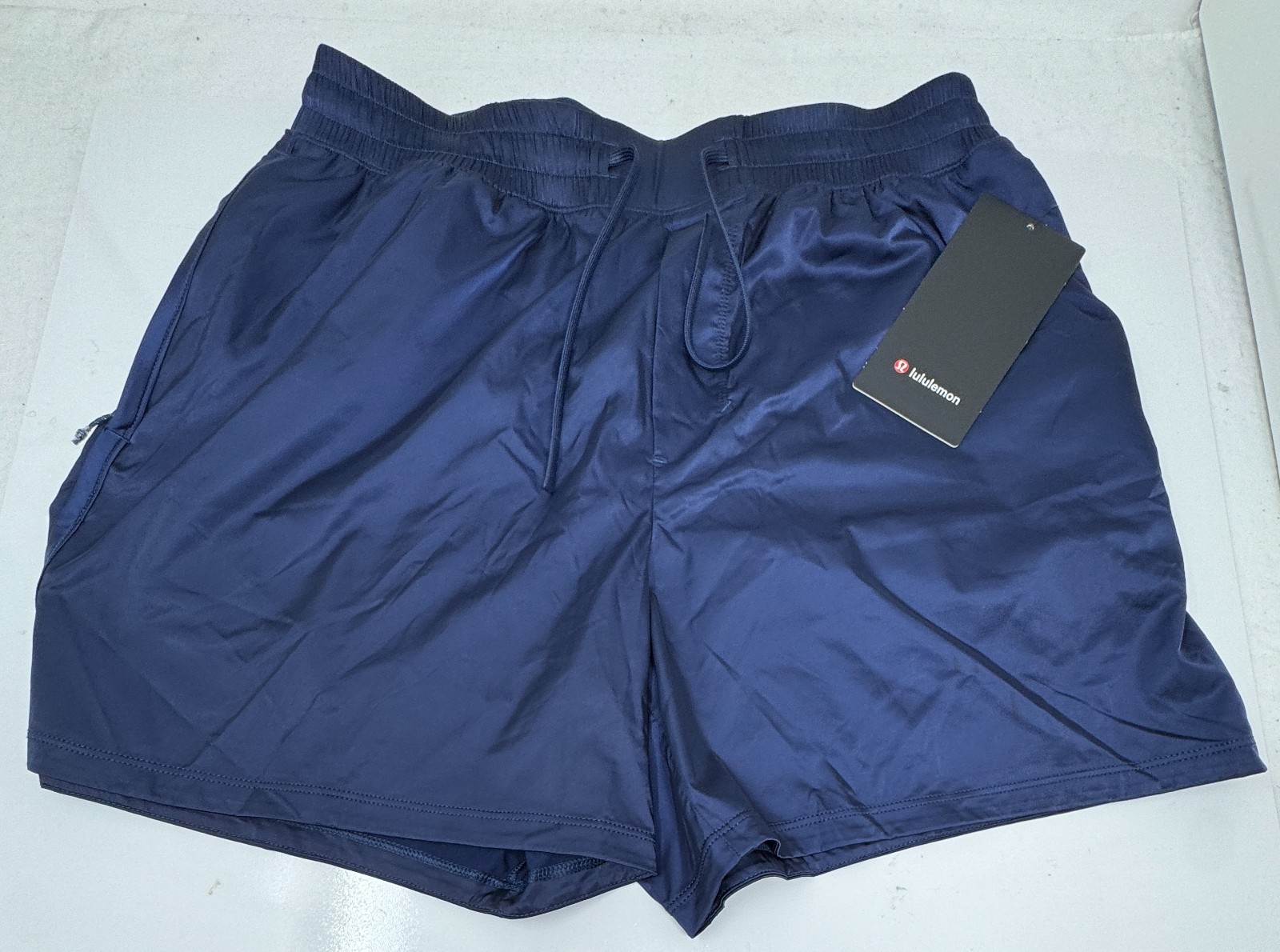 Lululemon Stretch Satin Nylon Shorts 5\ Lululemon Stretch Satin Nylon Shorts 5\