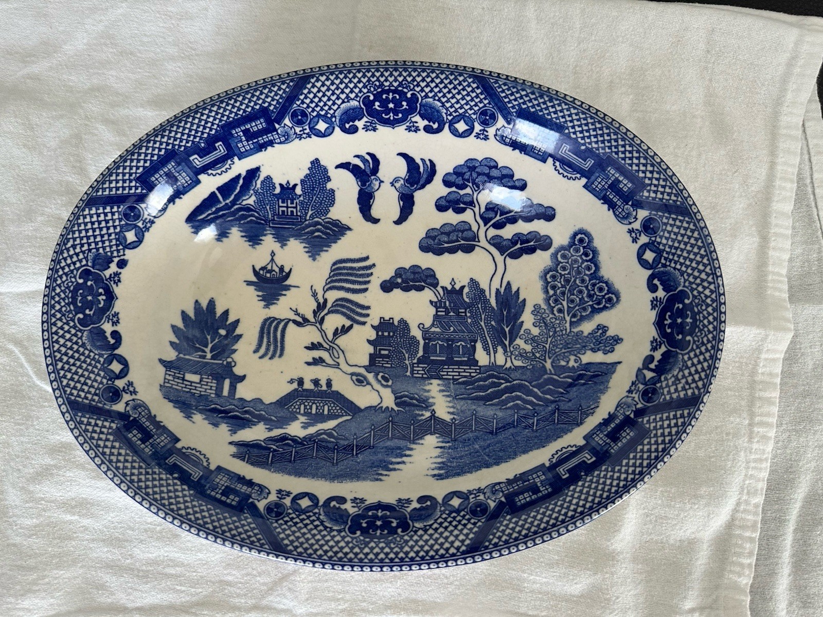 Vintage Blue Willow White Blue Japanese Transfer Ware Serving Ceramic Oval Tray Vintage Blue Willow White Blue Japanese Transfer Ware Serving Ceramic Oval Tray