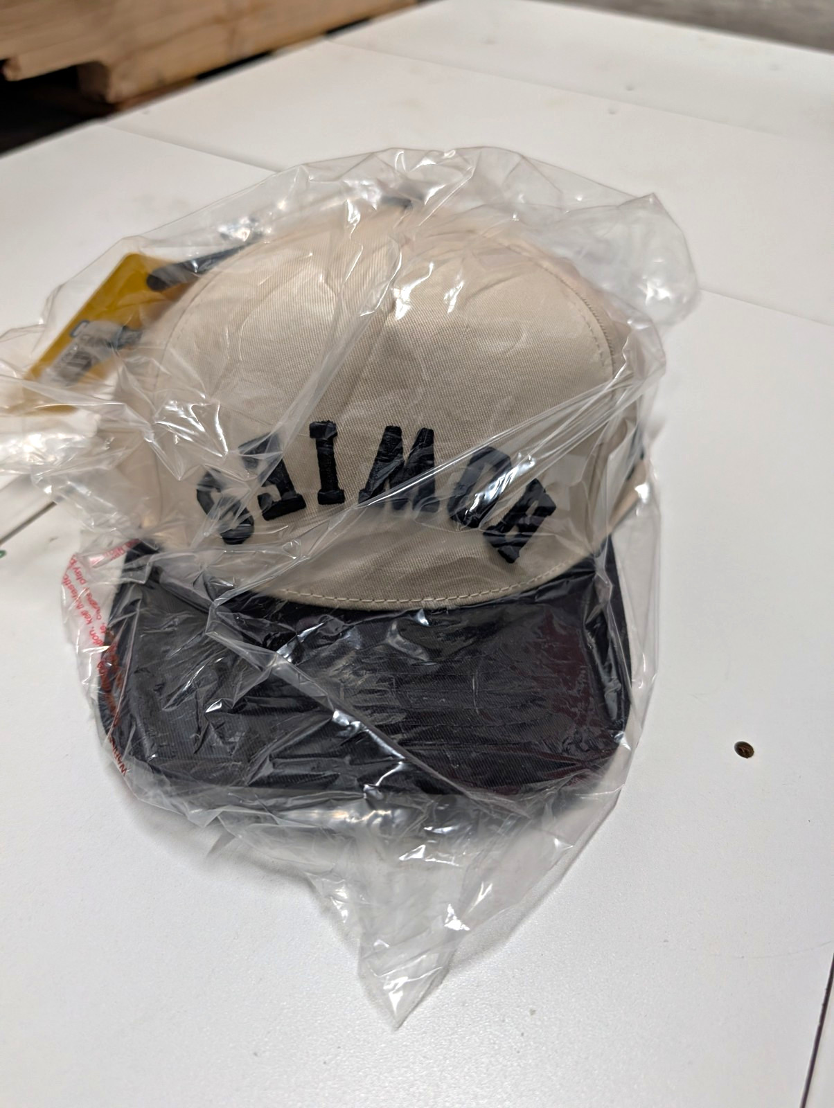 Howies Hockey The Backhand Lid Tan/Black Baseball Cap Hat Size L
