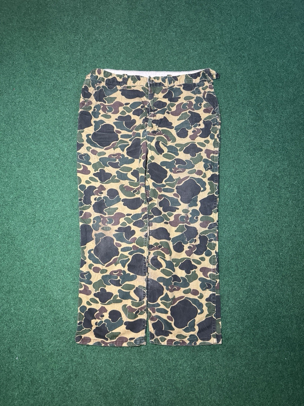 Vintage 70s 80s Camo Hunting Pants, Unique Camouflage, Size 36x28, Trendy Baggy