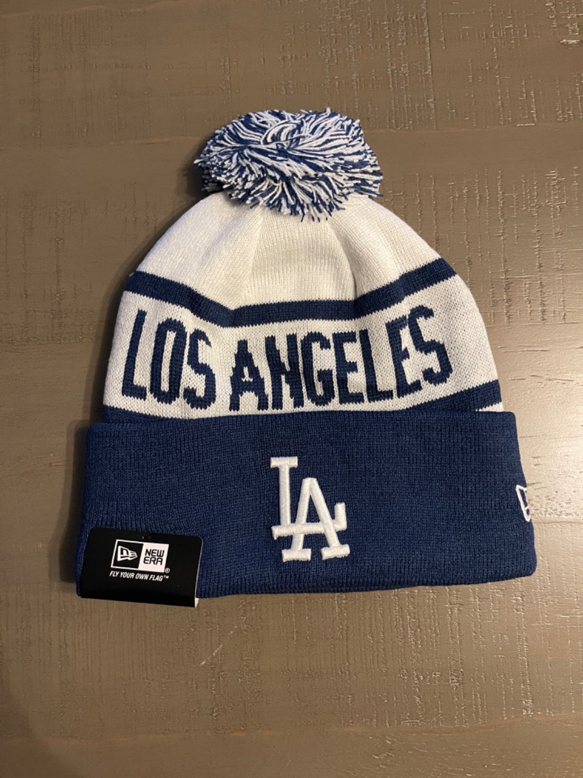 MLB LOS ANGELES DODGERS  2025 NEW ERA SIDELINE ON FIELD SPORT KNIT Beanie POM PO
