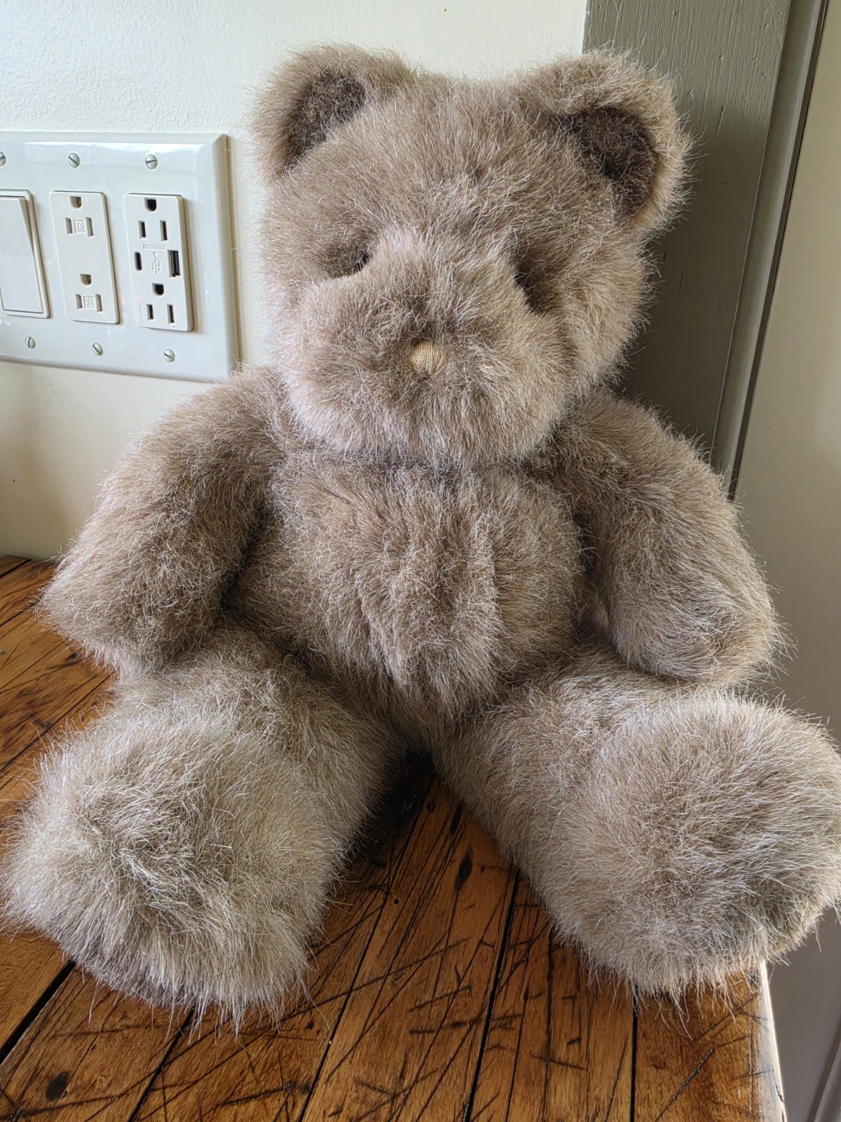 Vintage Gund 16