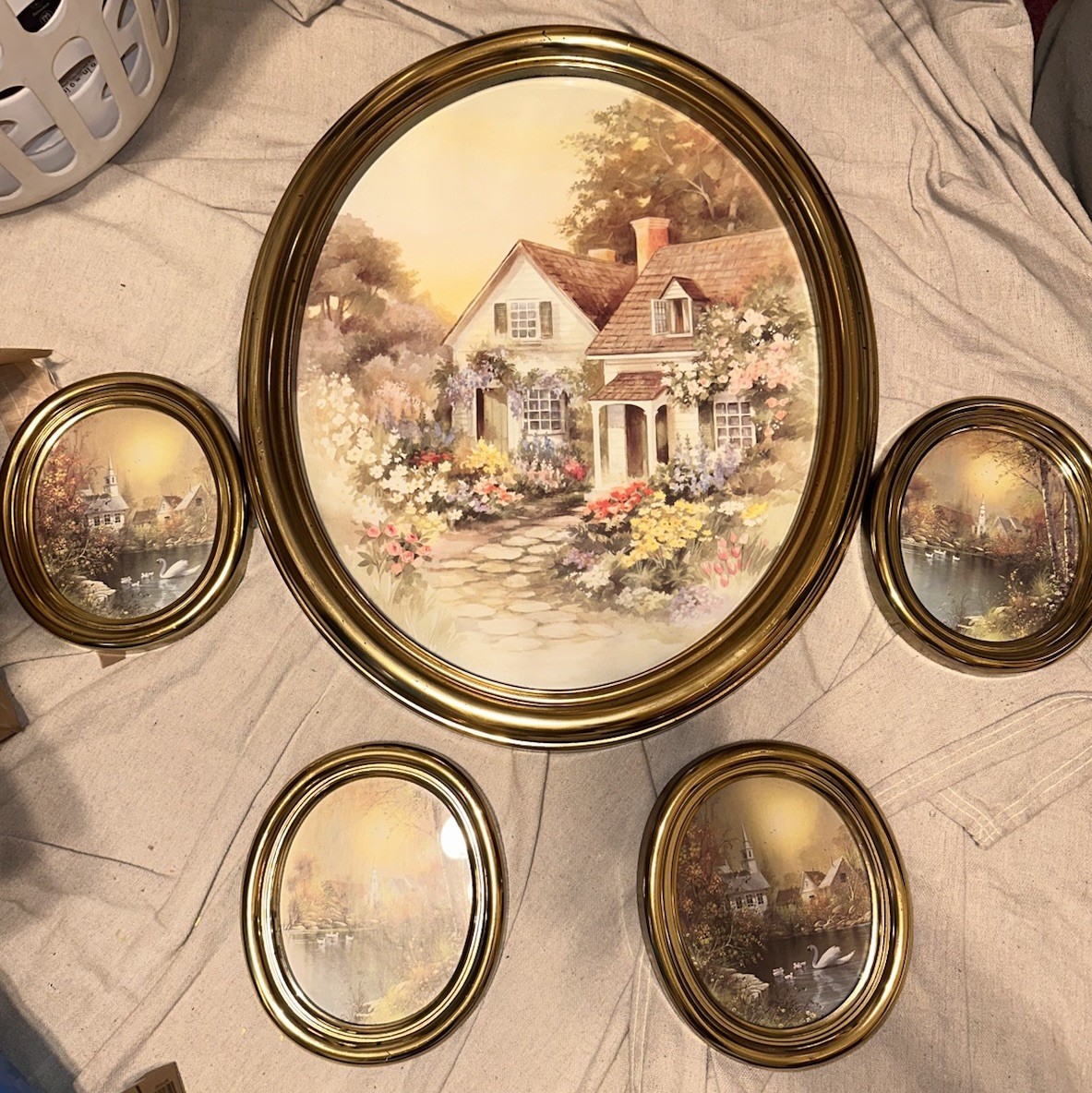 Vintage HOMCO Home Interiors Gold Oval Landscape Gallery Wall Set – 5 Pieces