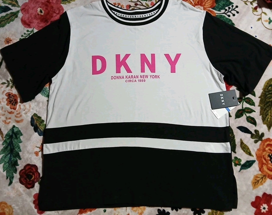 DKNY Sleepwear Lounge Top Women\'s Size XLarge DKNY Circa 1989 Pink Print