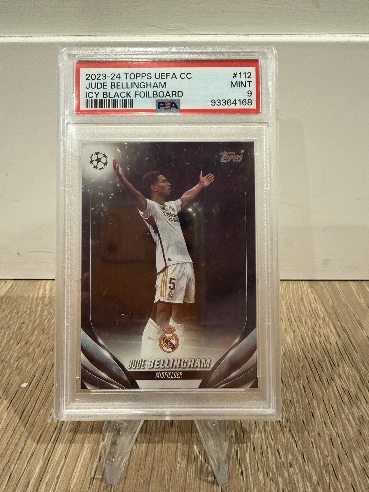 2023-24 TOPPS UEFA Jude Bellingham Icy Black Foilboard 4/10 PSA 9 2023-24 TOPPS UEFA Jude Bellingham Icy Black Foilboard 4/10 PSA 9