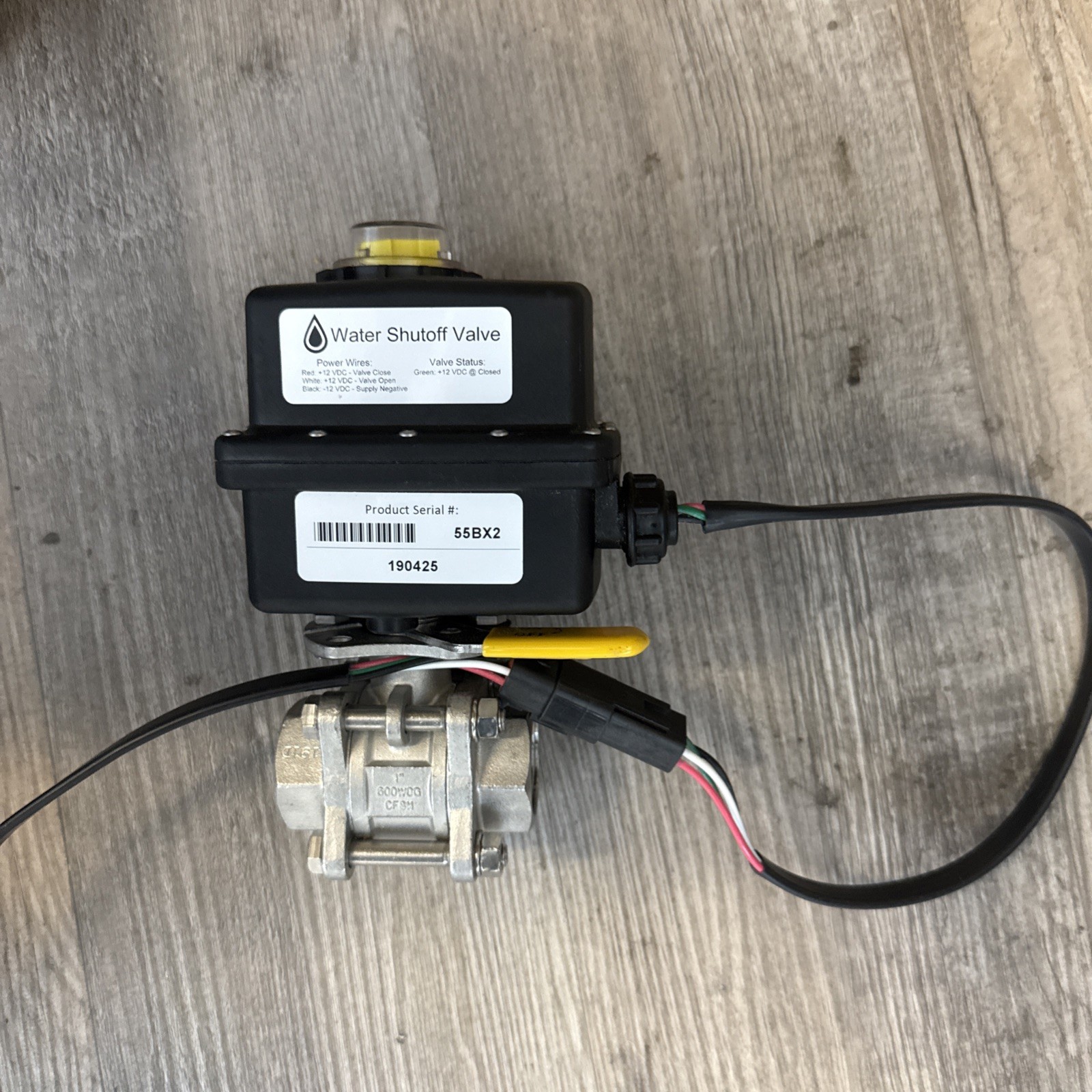 New open box electric water shutoff valve 1\ New open box electric water shutoff valve 1\